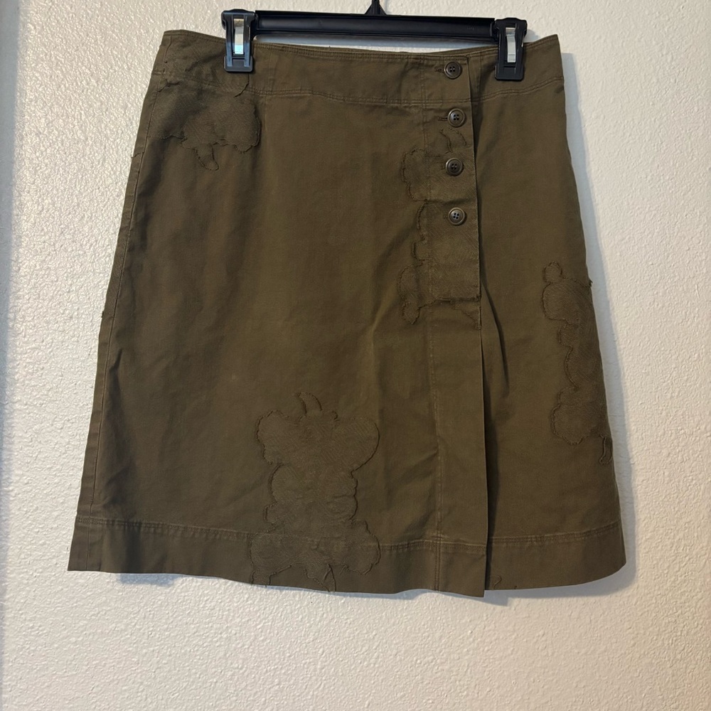 Olive Green Button-Front Skirt with Lace Detail